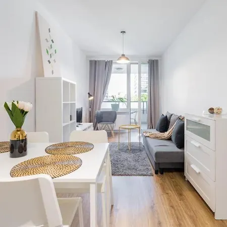Apartmán Urban Chic - Center - 3 Bedrooms - Pereca Varšava