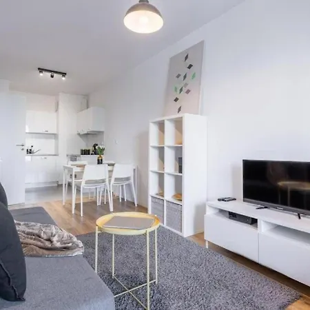 Urban Chic - Center - 3 Bedrooms - Pereca Διαμέρισμα *